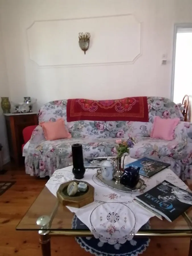 Homestay Archontiko-Peraia-Thessaloniki-Airport Apartment